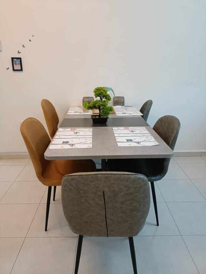 Home Feel-Hibiscus Suites Kampar Exterior foto